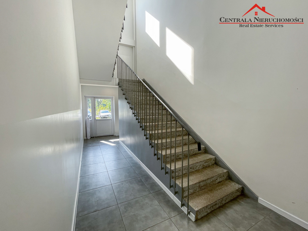 Lokal 220 - 30 m2/  Toruń - Mokre