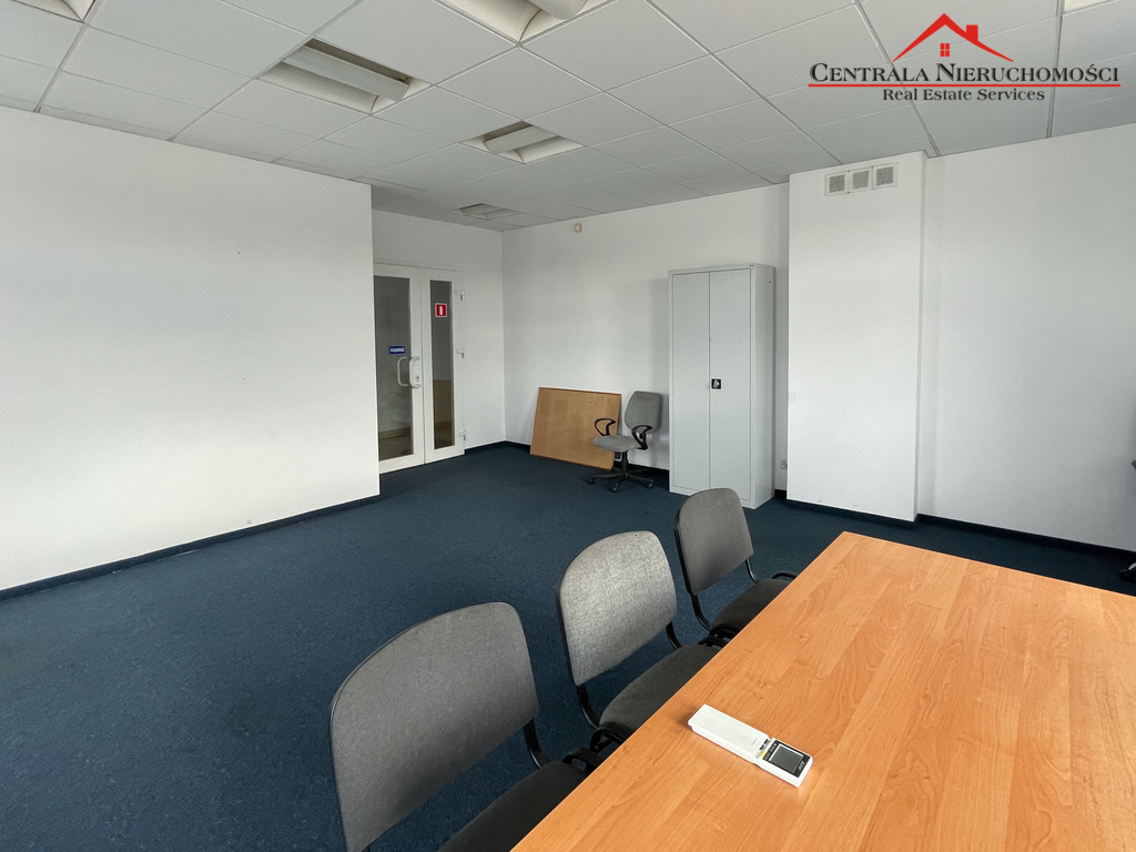 Lokal 220 - 30 m2/  Toruń - Mokre