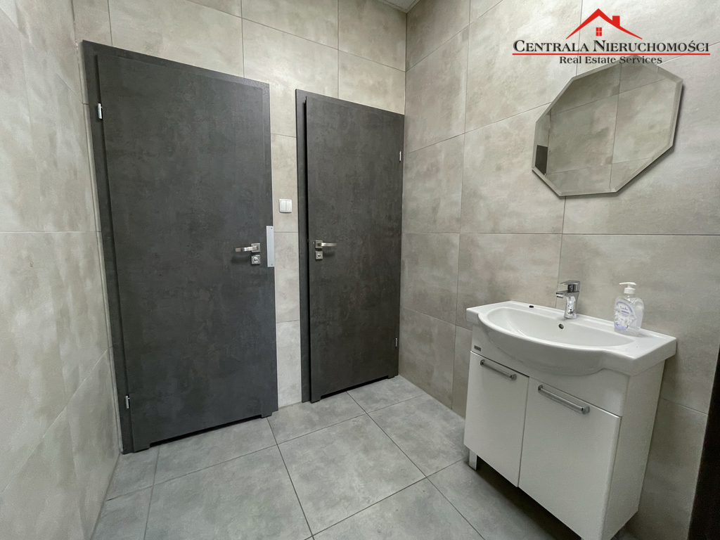 Lokal 220 - 30 m2/  Toruń - Mokre