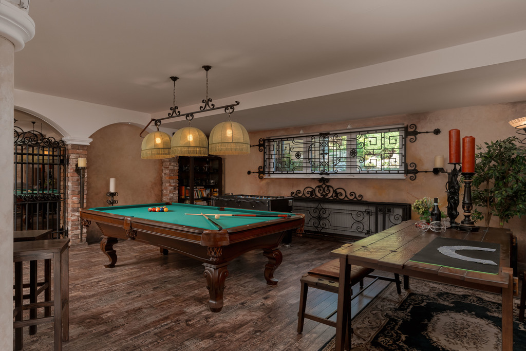 Stać Cię na taki luksus? willa w Łodzi