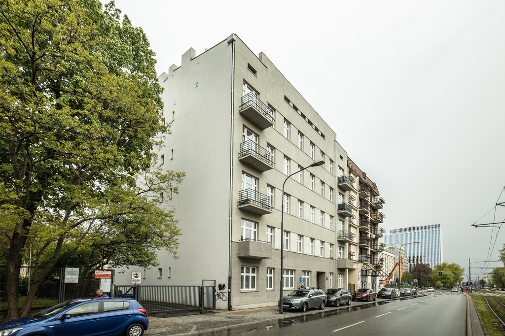 Mieszkanie w centrum, z balkonem na spokój