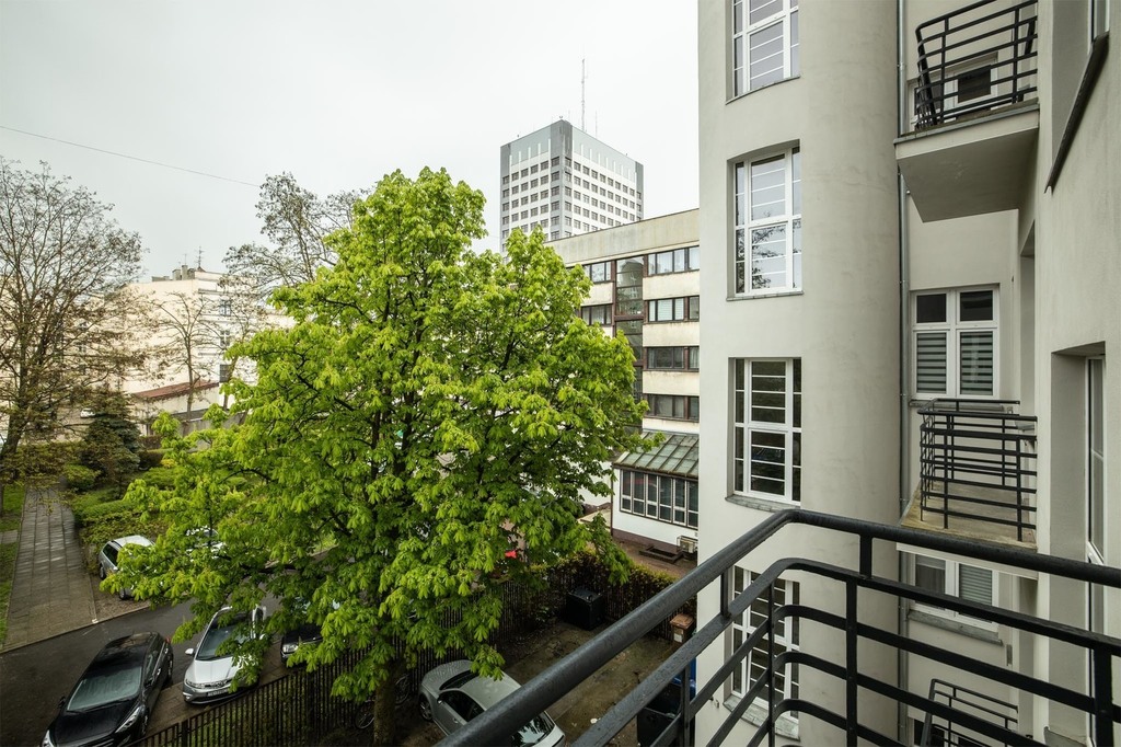 Mieszkanie w centrum, z balkonem na spokój