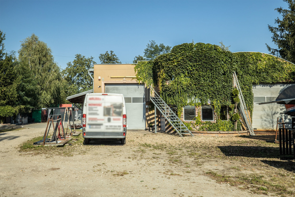 Przestrzeń dla biznesu: handel, usługi i magazyn