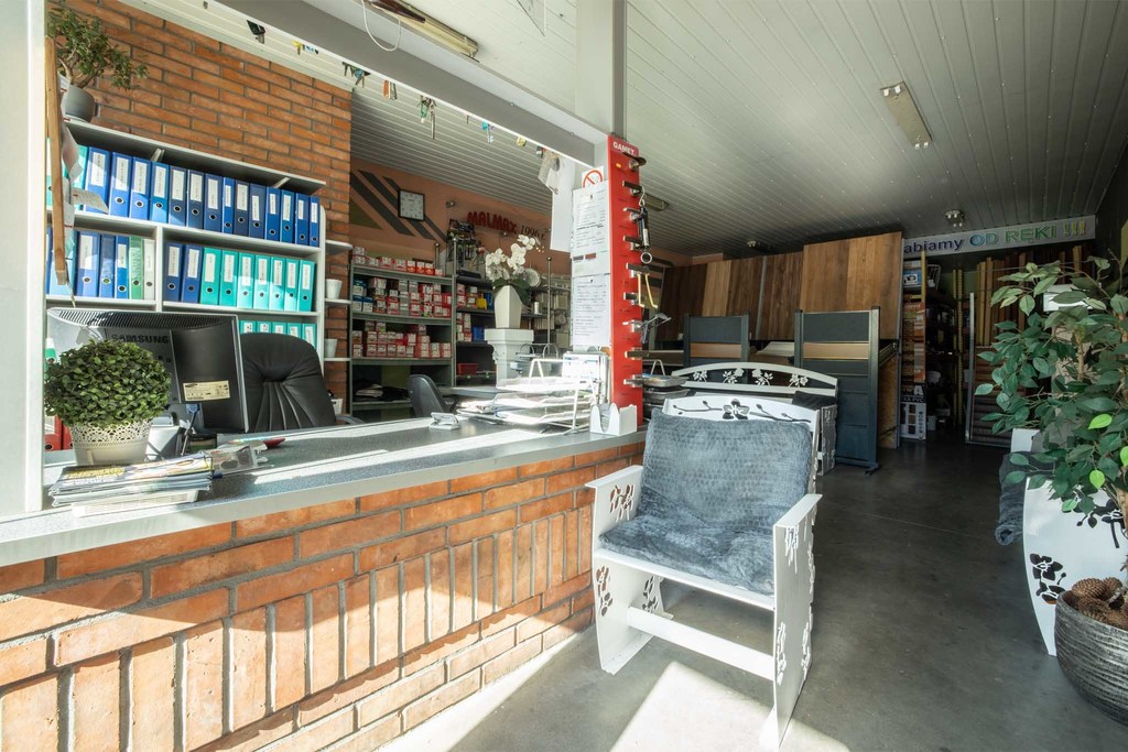 Przestrzeń dla biznesu: handel, usługi i magazyn