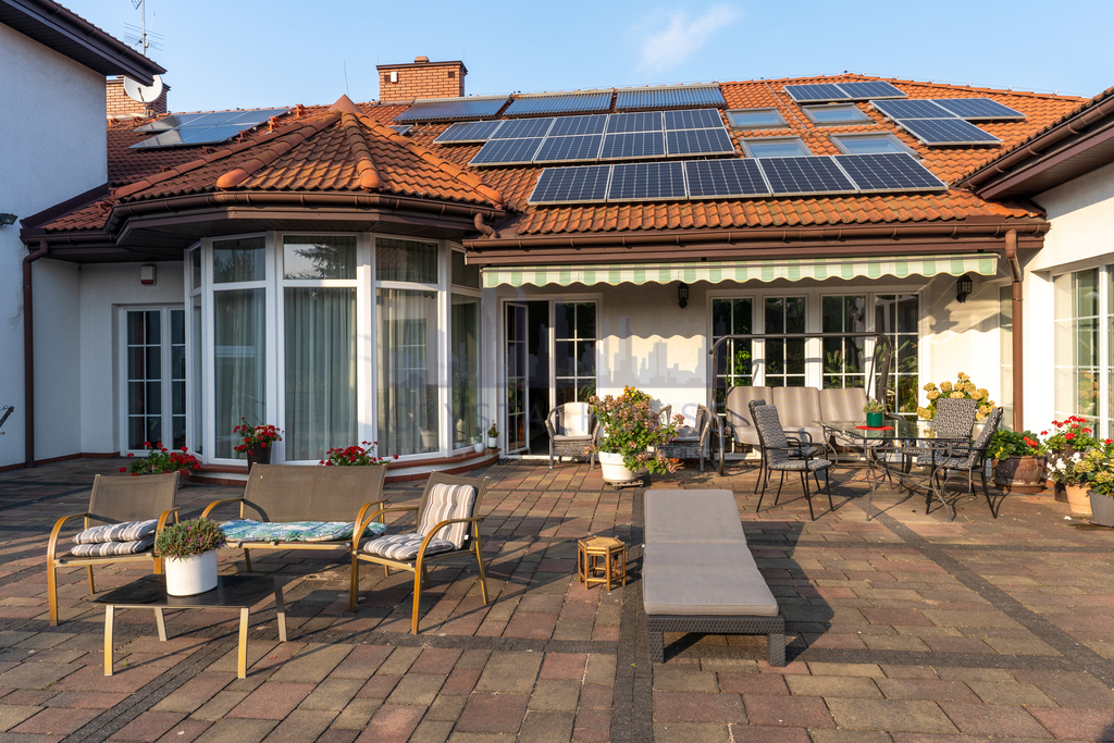 Komfortowy dom z basenem pod Konstancinem