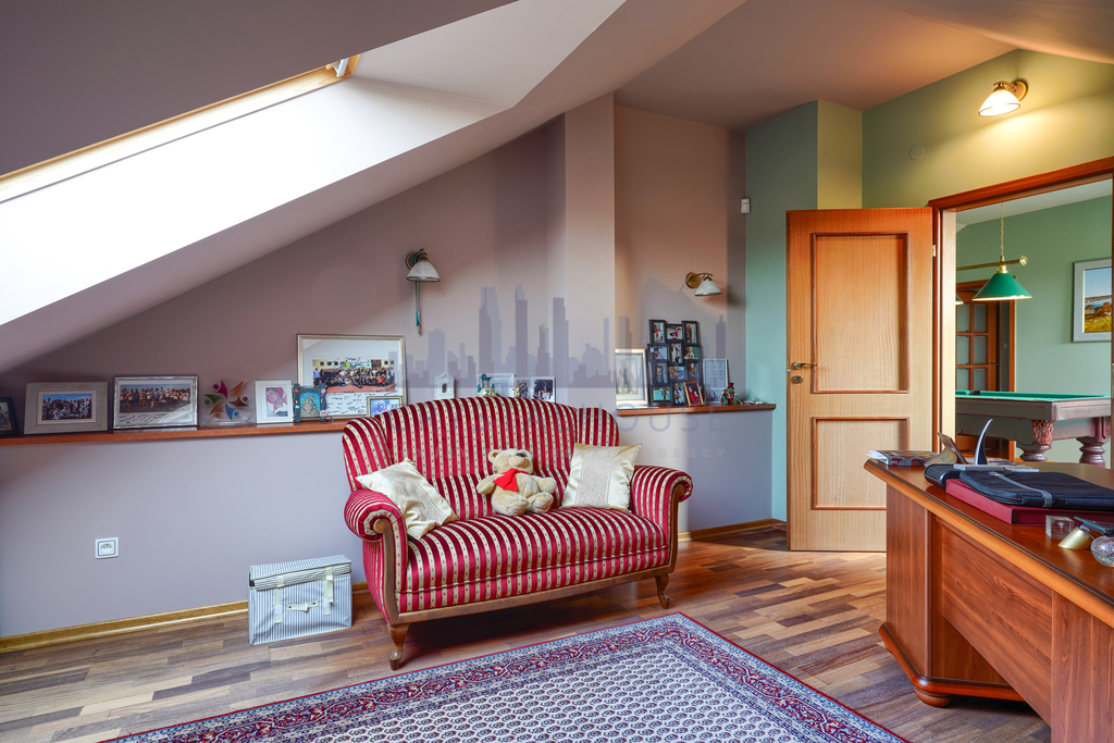 Komfortowy dom z basenem pod Konstancinem