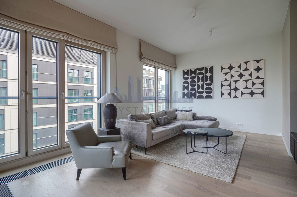 Ekskluzywny Apartament w Mennica Residence