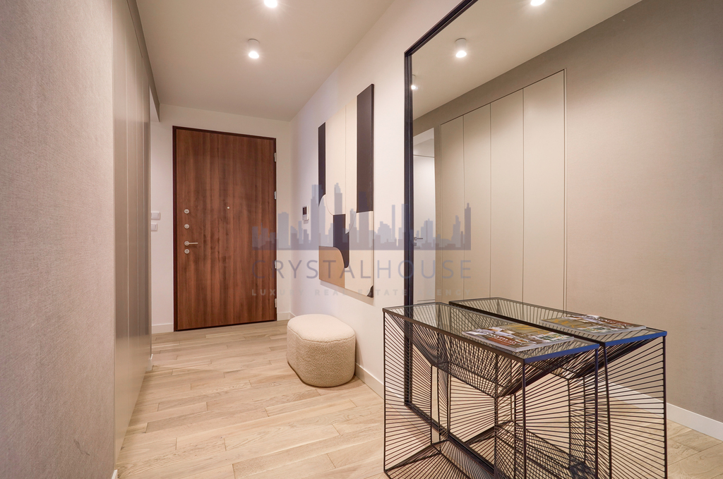 Ekskluzywny Apartament w Mennica Residence