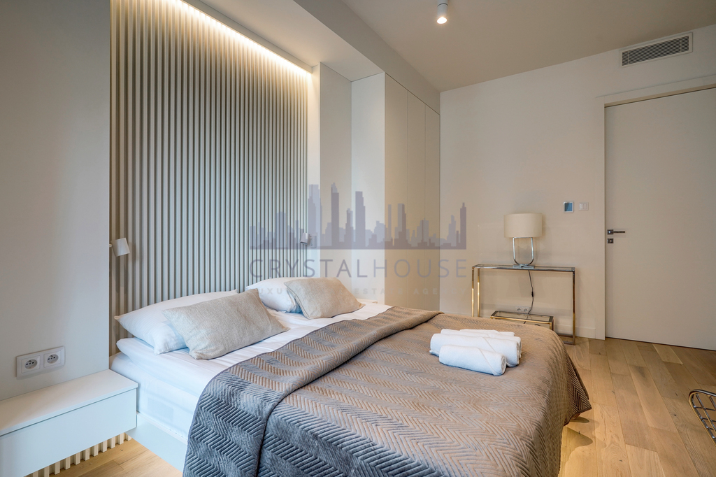 Ekskluzywny Apartament w Mennica Residence