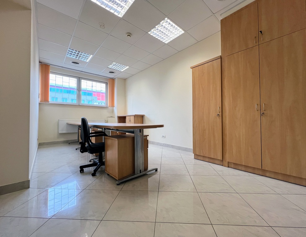 Lokal biurowo-usługowy o pow. 154m2