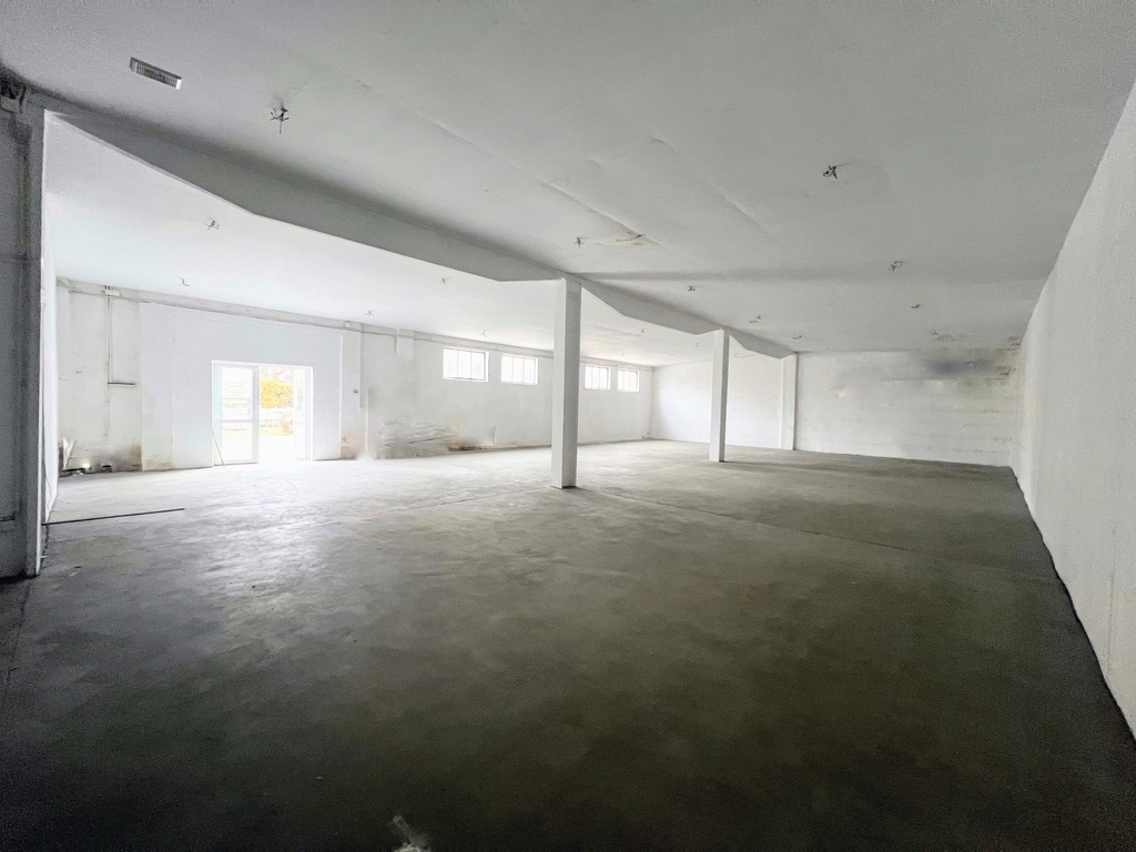 Magazyn na parterze 420 m2, Jasionka