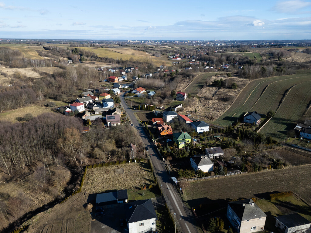 Piękna działka - Świrna pod Ostrowcem 1000m2