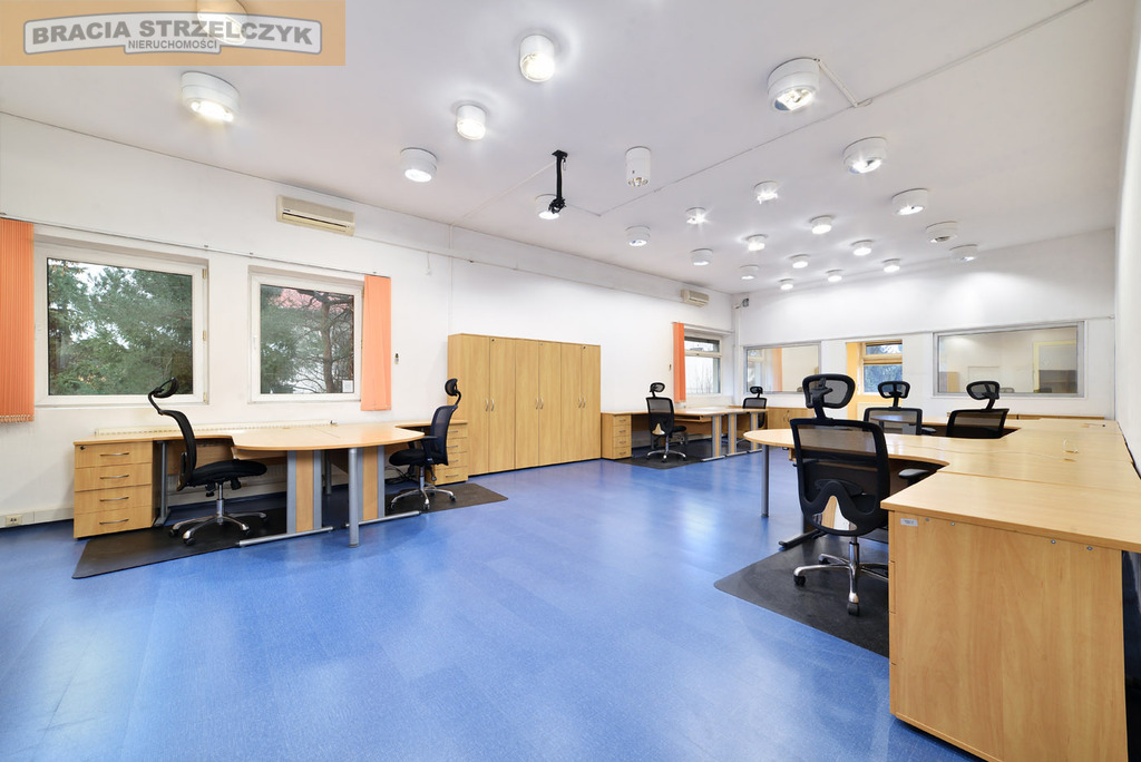 Wyposażony lokal użytkowy, 304 m², Raszyn