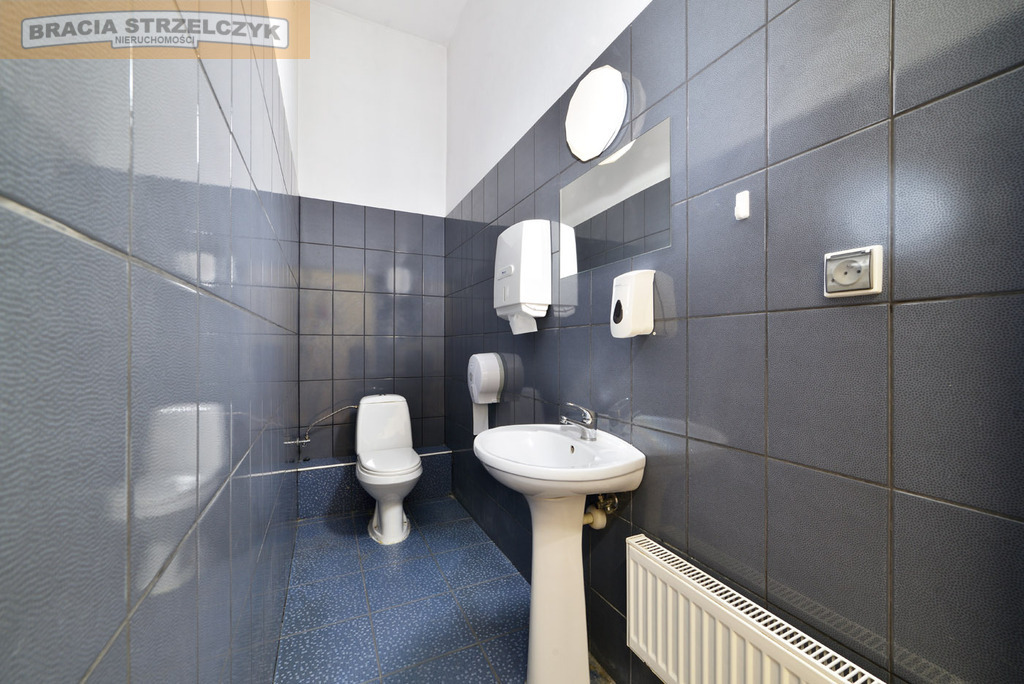 Wyposażony lokal użytkowy, 304 m², Raszyn