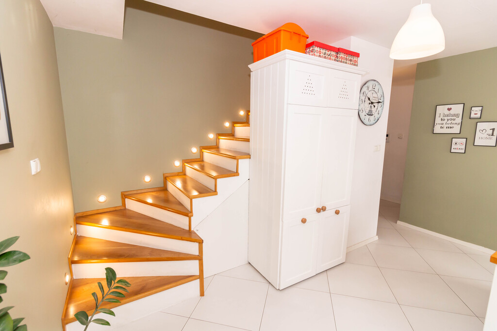 Apartament dwupoziomowy, Ostrowiec Św - 78m2