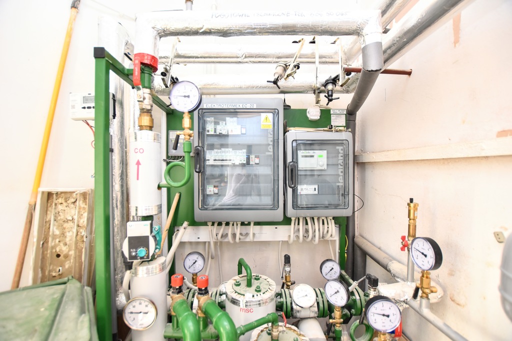 Lokal usługowy 115 m2 os. Baranówka