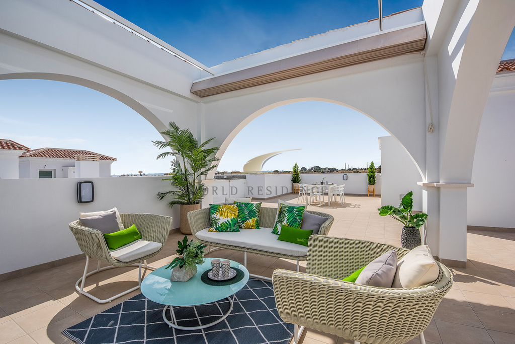 Ekskluzywny apartament z solarium w Quesada