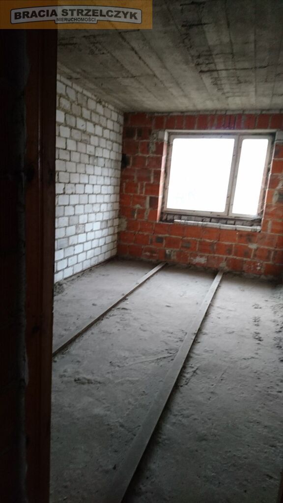 Okazja! Surowy stan w dobrej lokalizacji!