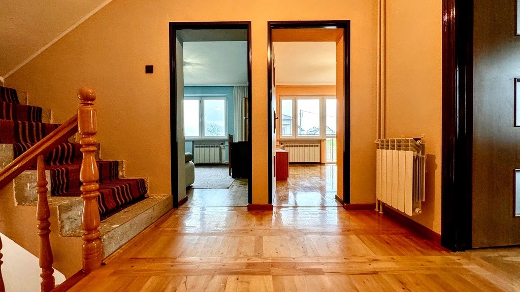 przestronny dom z potencjałem, spokojna okolica