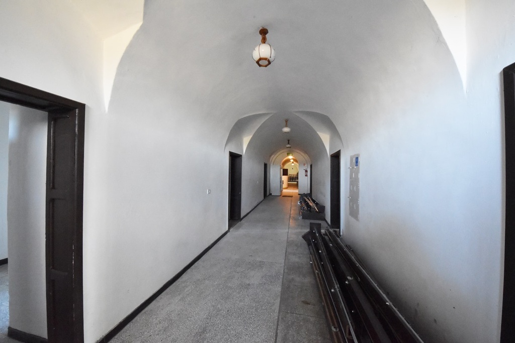 Na Sprzedaż Barokowy Dwór Biskupice, Opolskie.