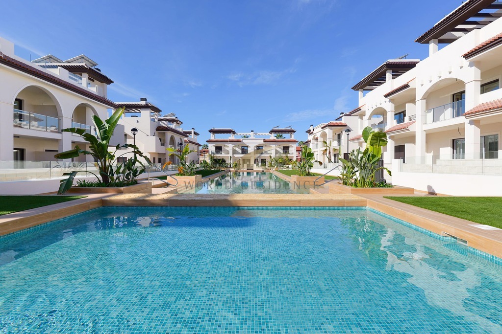 Kompleks mieszkaniowy z basenem w Ciudad Quesada