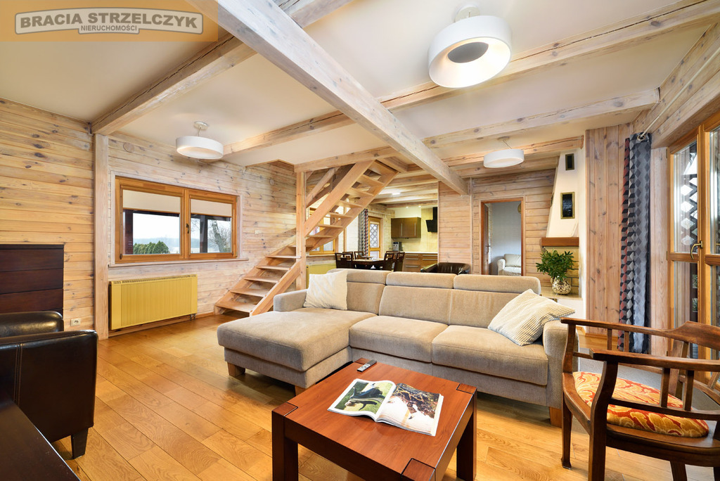 Dom wolnostojący z dużą działką -Jeruzal