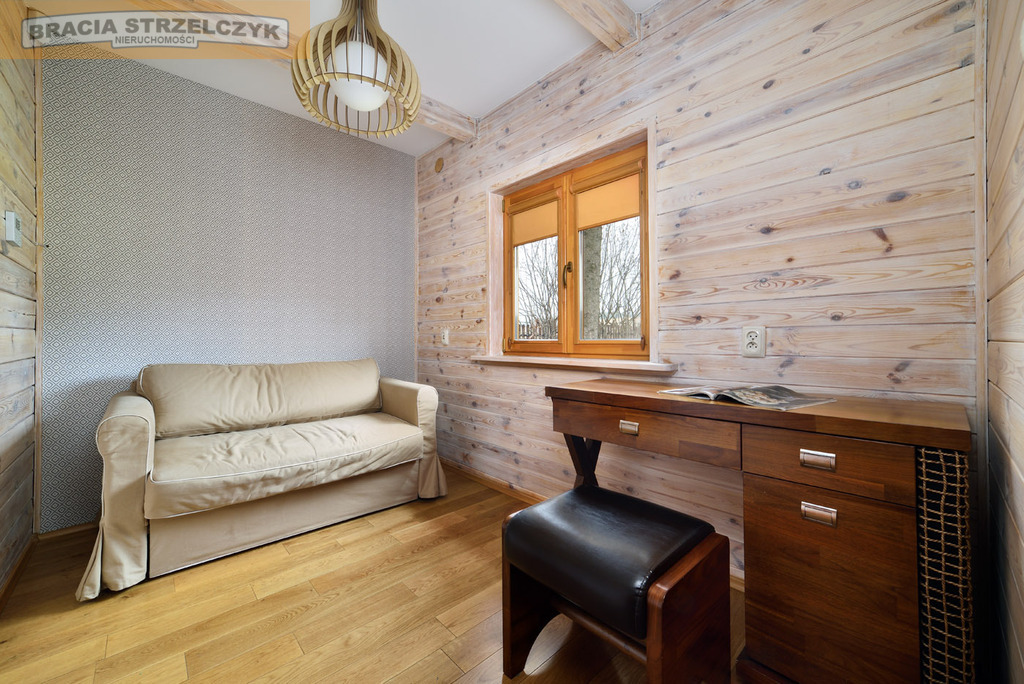 Dom wolnostojący z dużą działką -Jeruzal