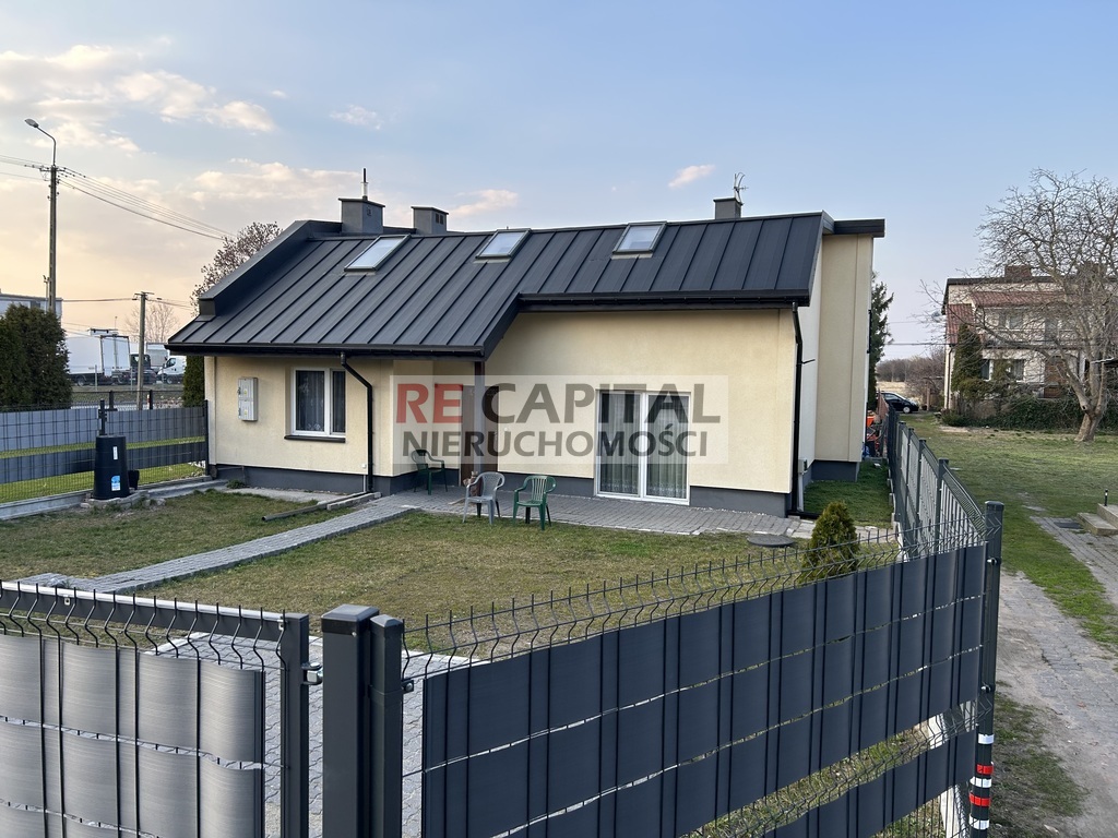 Dom 8 pokoi dla dużej rodziny Święcice gm Ożarów