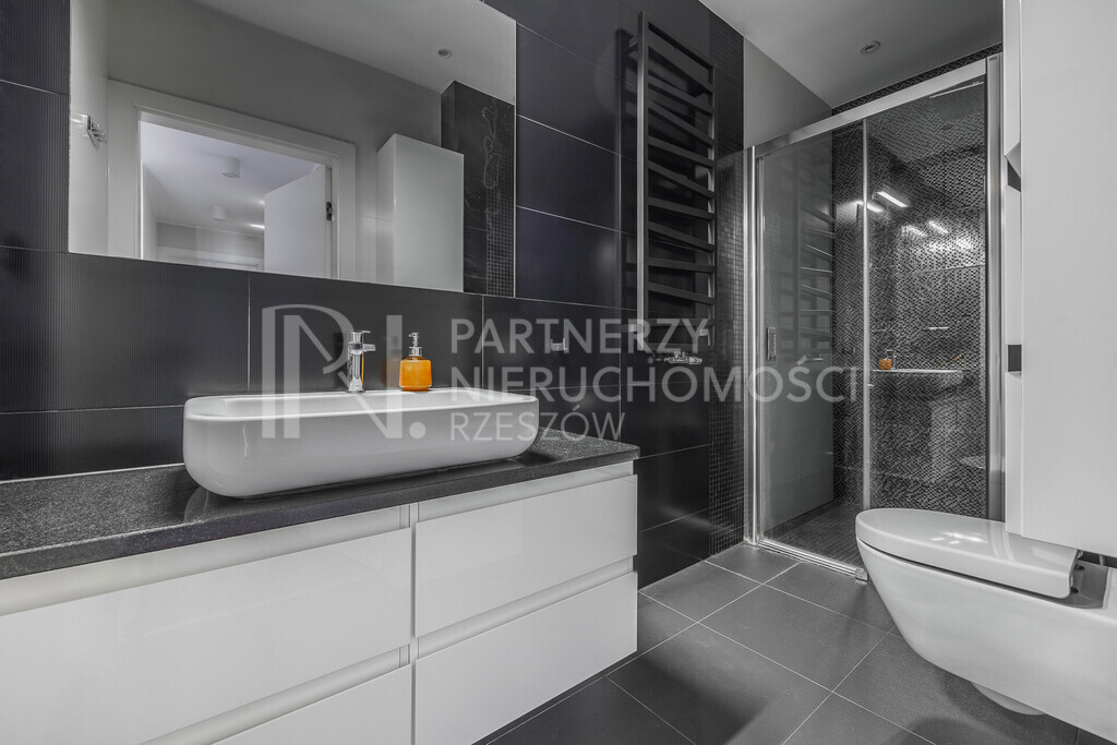 Apartament Na Ostatnim Piętrze z Dużym Tarasem