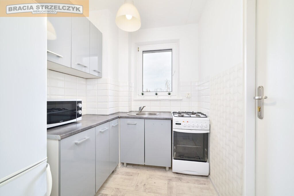 3 pokoje, loggia,  przy Metrze Ursynów