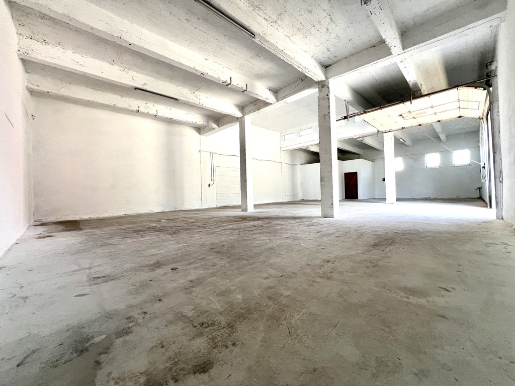 Magazyn na parterze z placem ul. Przemysłowa