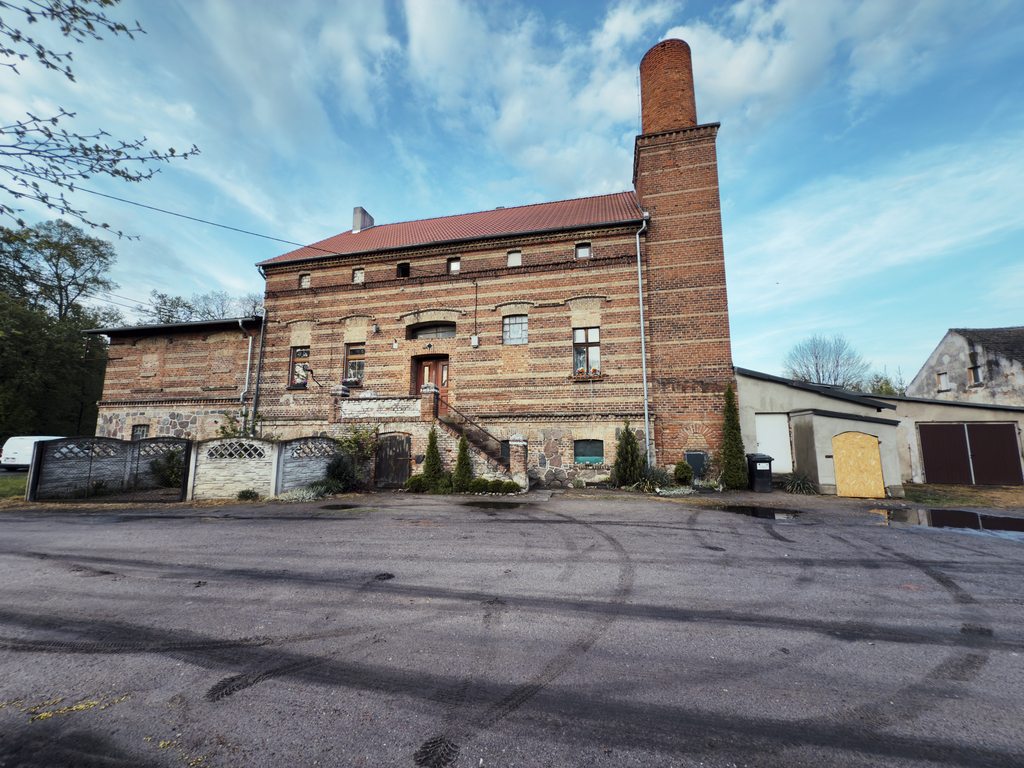 Historia i natura – mieszkania w Lewicach