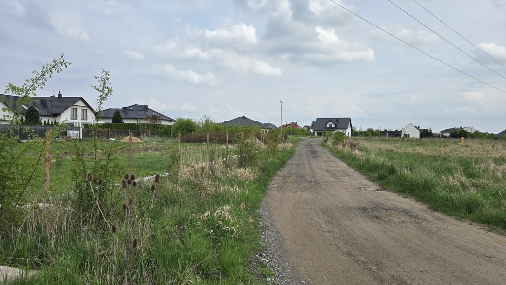 Na sprzedaż duża działka w Mierzynie.