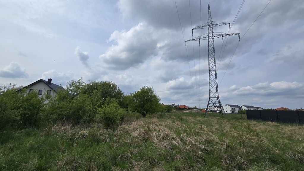 Na sprzedaż duża działka w Mierzynie.