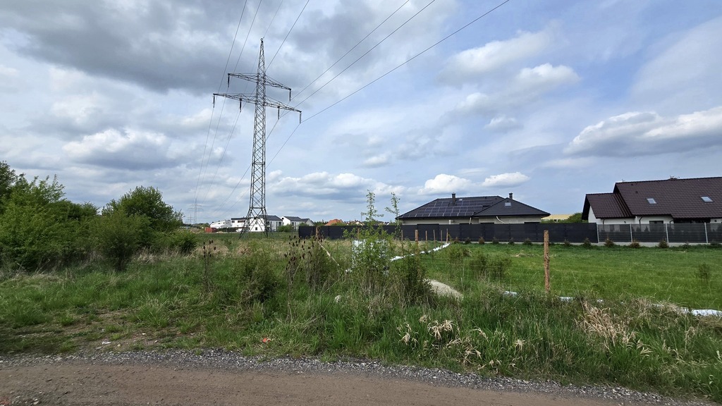 Na sprzedaż duża działka w Mierzynie.