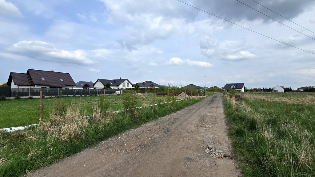 Na sprzedaż duża działka w Mierzynie.