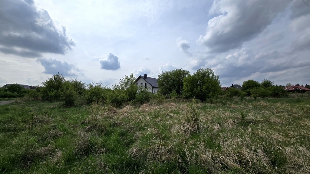 Na sprzedaż duża działka w Mierzynie.