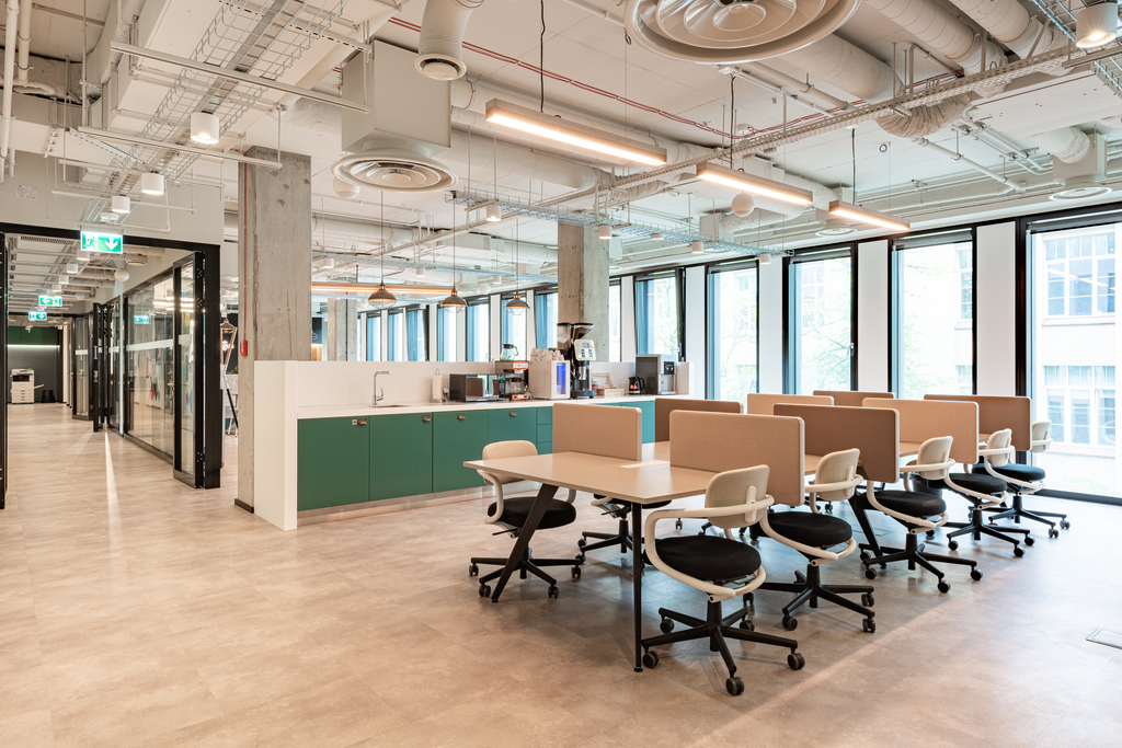 Coworkingowa w lokalizacji Regus Park Avenue
