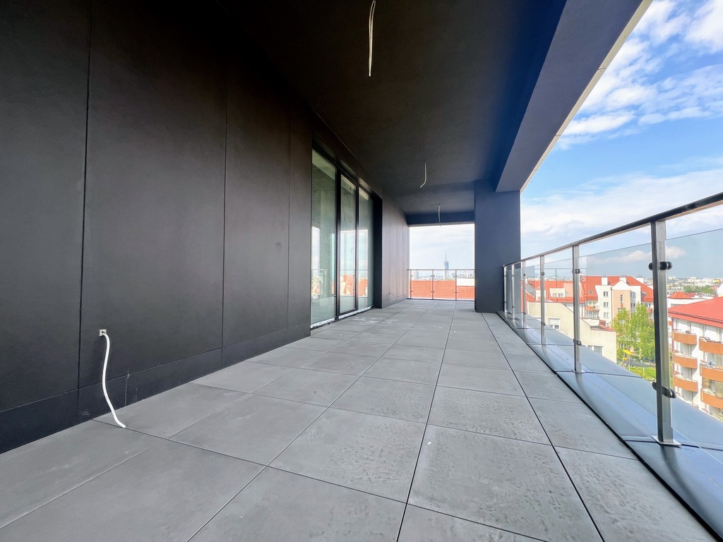 Nowoczesny obiekt komercyjny, do aranżacji