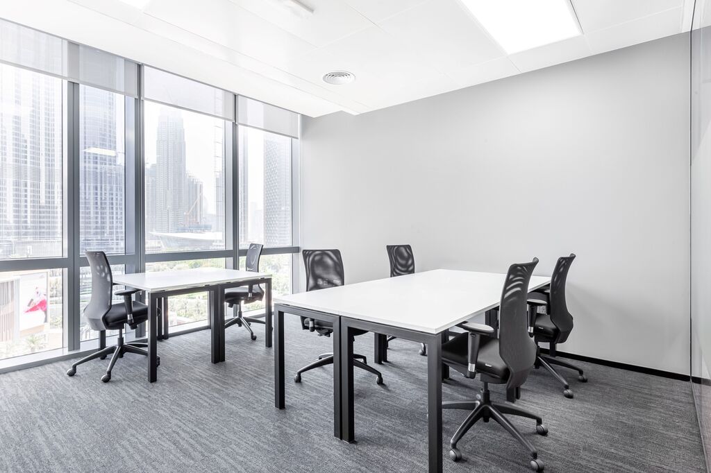 Przestrzeń do pracy dla 3-4 osób w Regus Skylight