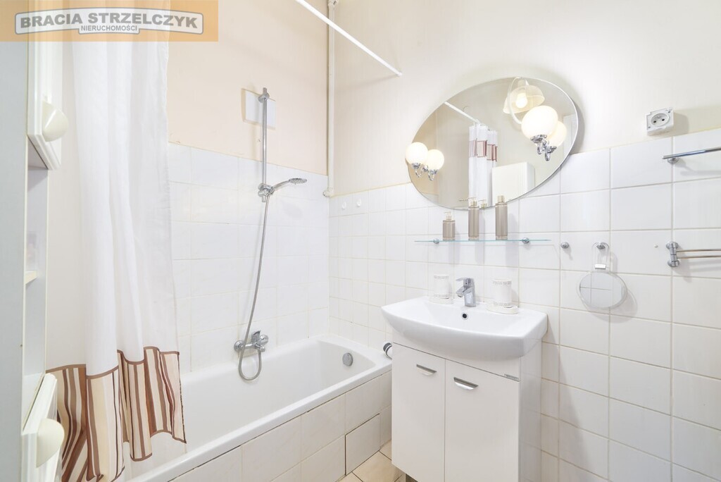 Belwederska. 4 pokoje. Balkon. 3 piętro. Zieleń