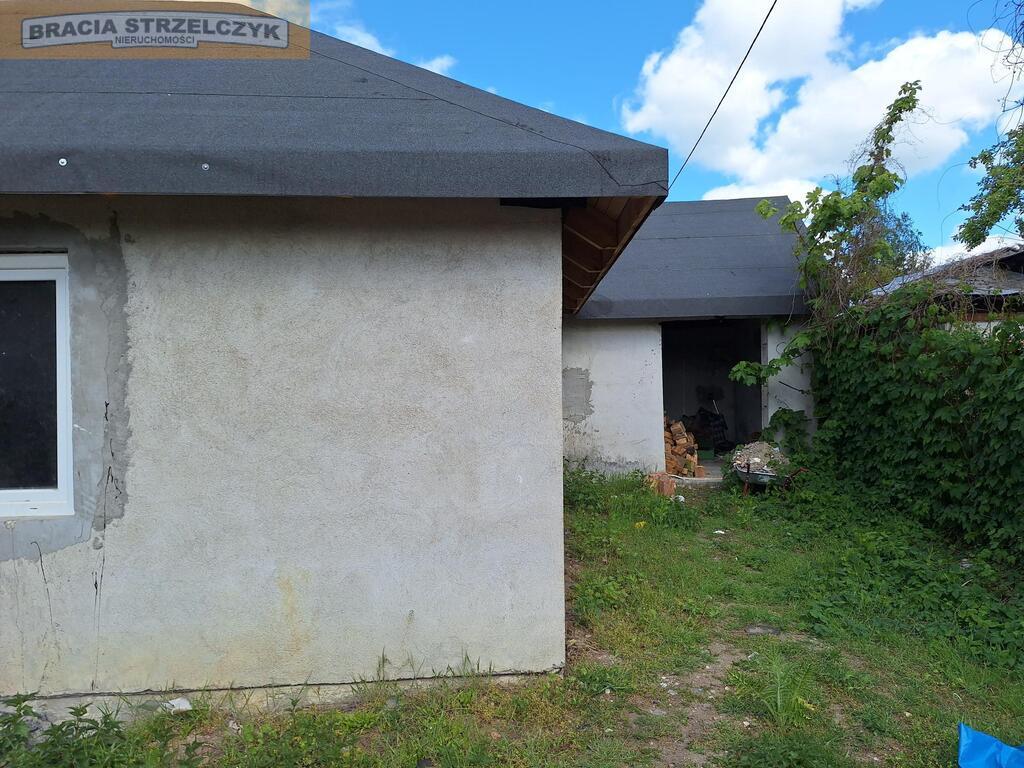 Działka z domem. Karolinów 3 km. od Nowego Miasta.