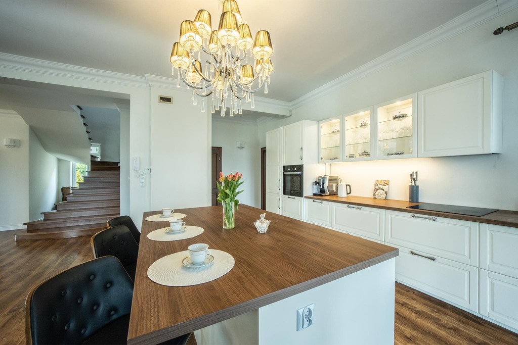 Luksusowa willa z ogrodem w Bądzyniu