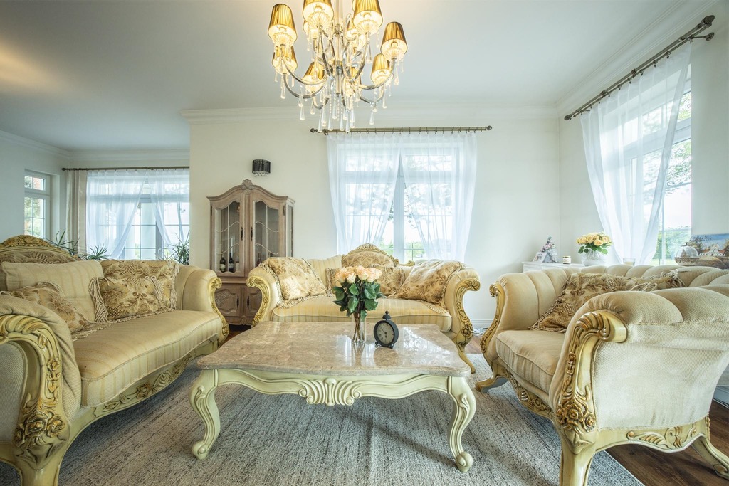 Luksusowa willa z ogrodem w Bądzyniu