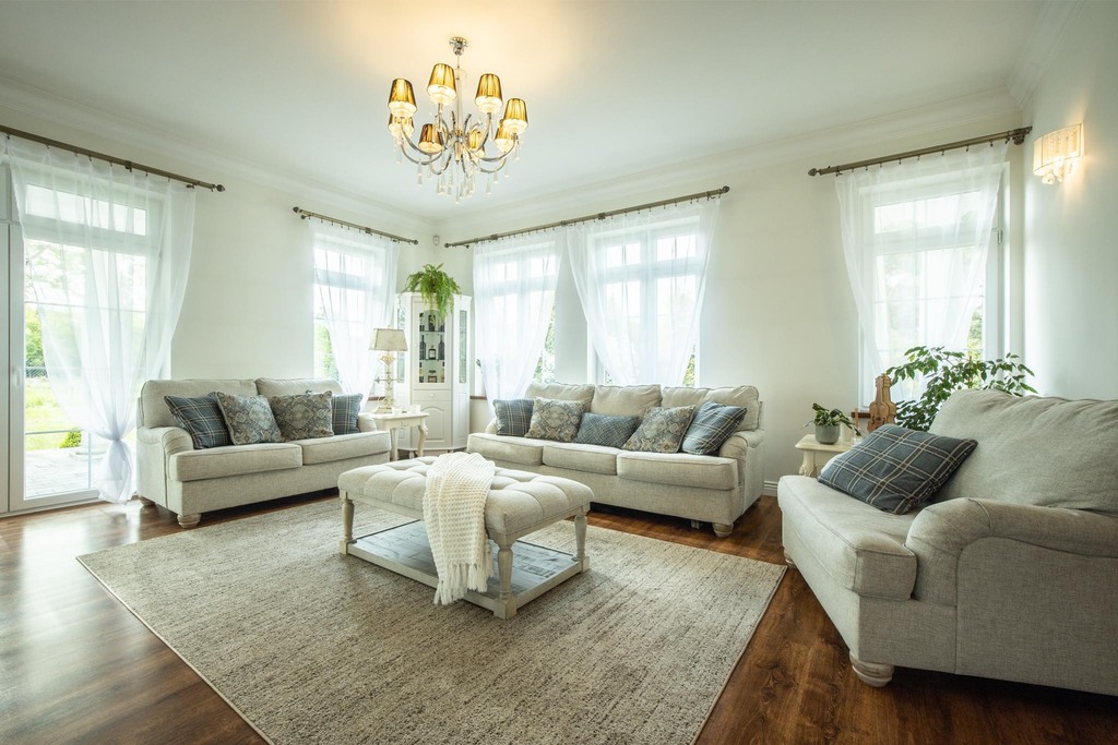 Luksusowa willa z ogrodem w Bądzyniu