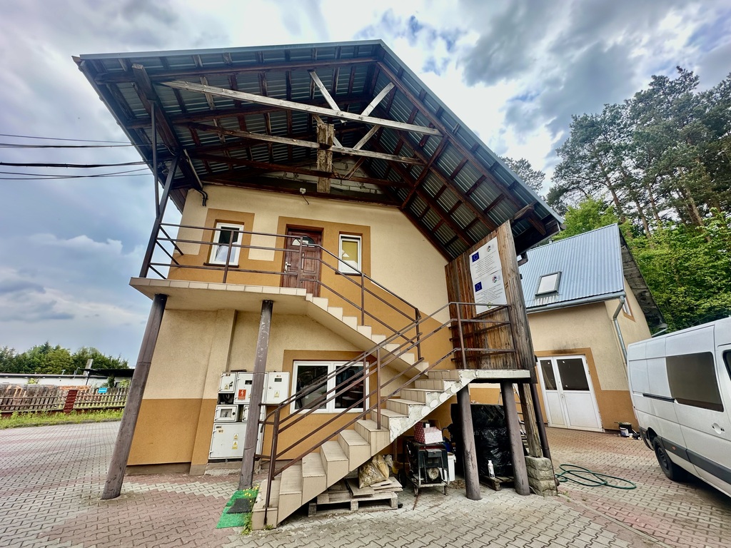 Sprzedaż: obiekt produkcyjno-magazynowy, Dzikowiec