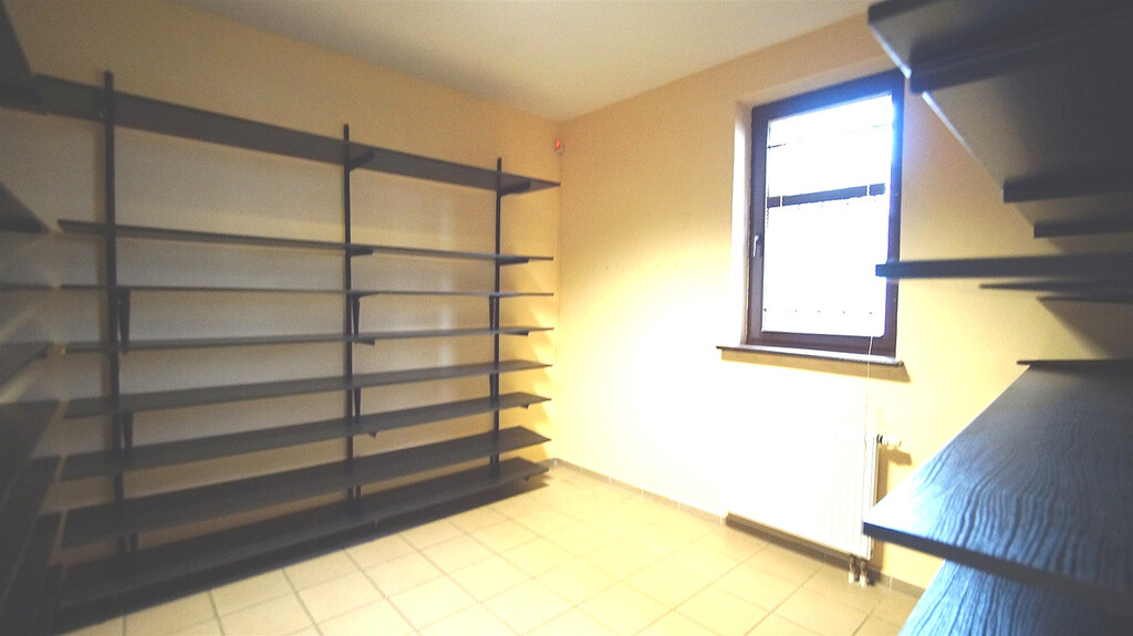 Obiekt na sprzedaż 300m2, Opole, ul. Pomorska