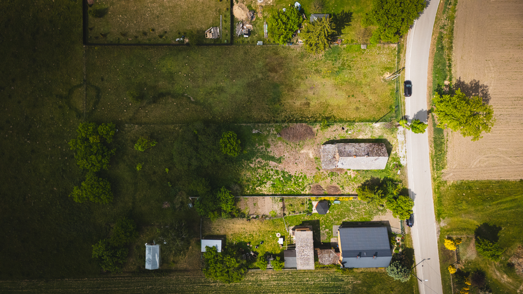 Działka budowlana w spokojnej okolicy k. Zgierza