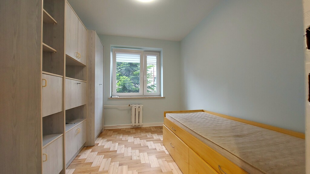 Duże mieszkanie z trzema osobnymi sypialniami