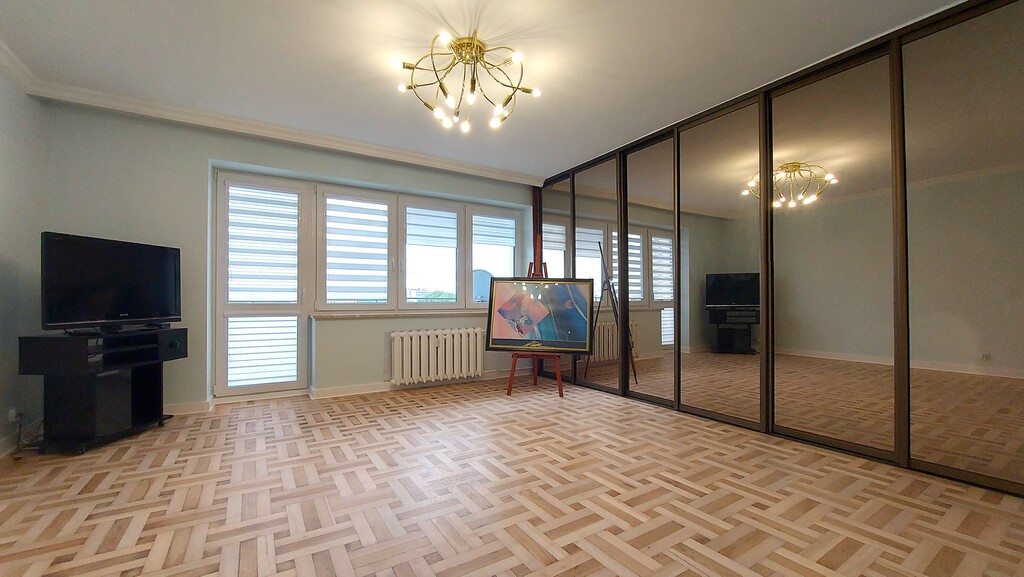 Duże mieszkanie z trzema osobnymi sypialniami